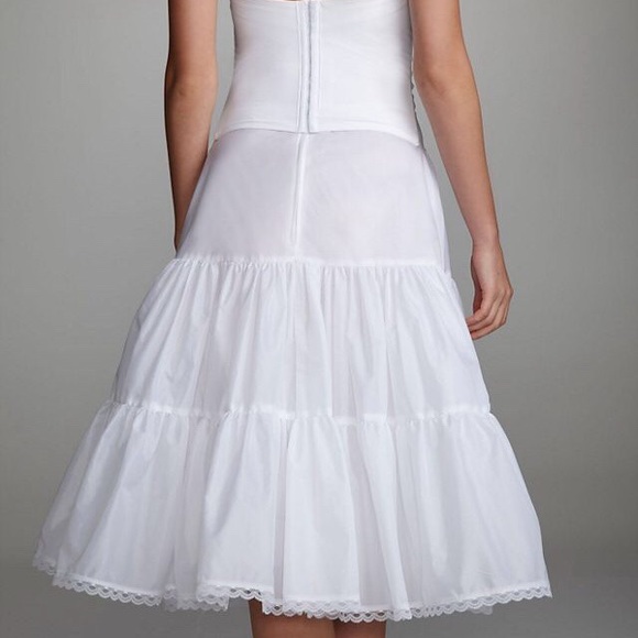 David’s Bridal T length slip - Picture 2 of 6